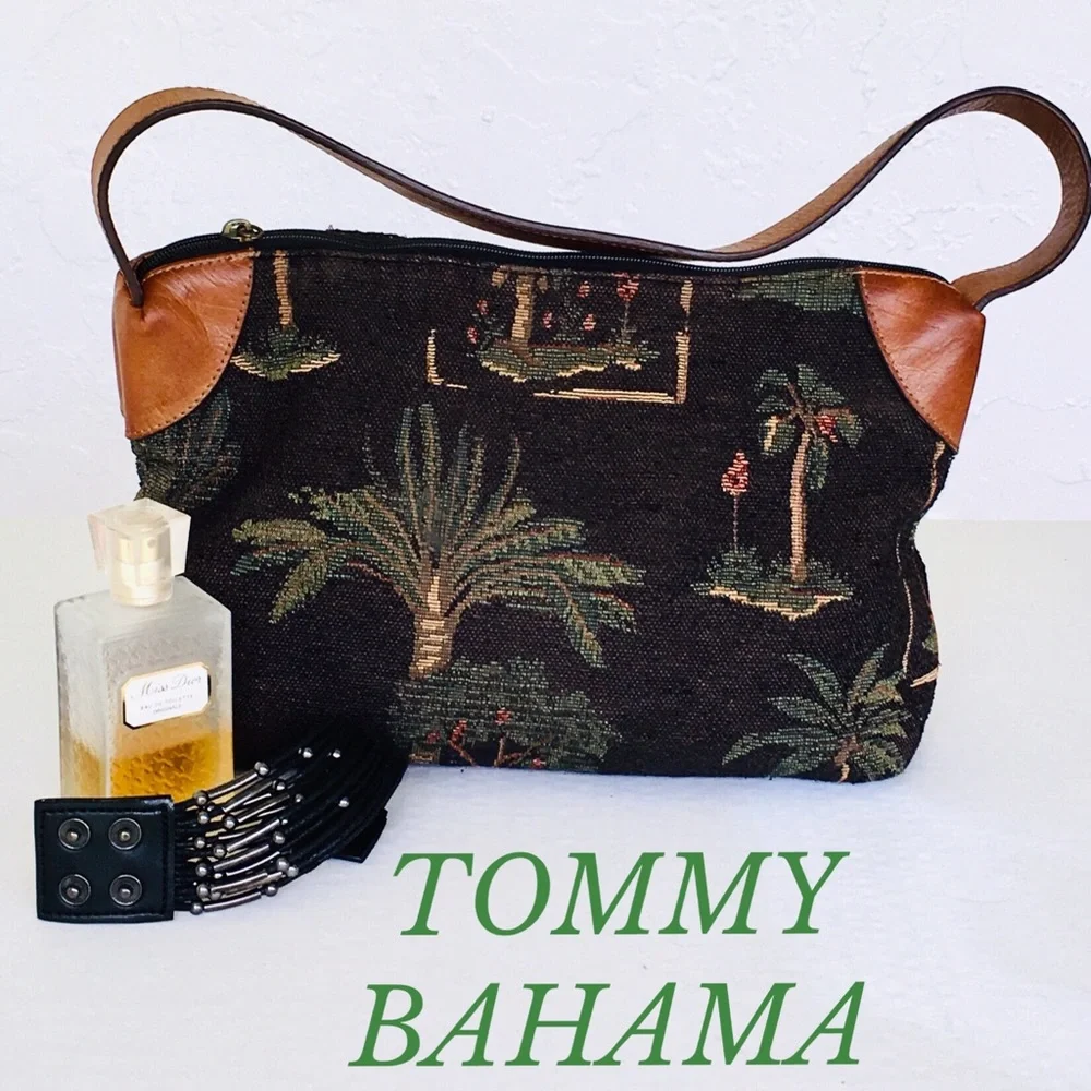 TOMMY BAHAMA PRINTED CANVAS LEATHER TRIMS SHOULDER BAG_2